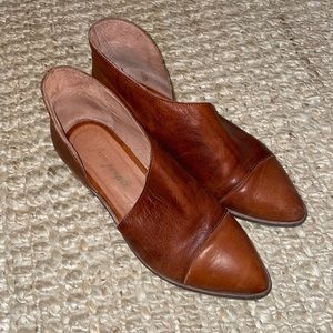 Free people Royale Flat leather mules